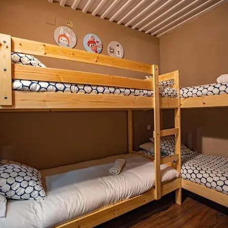 Holidays, Edificio Europa, 8 Personas, 2 *