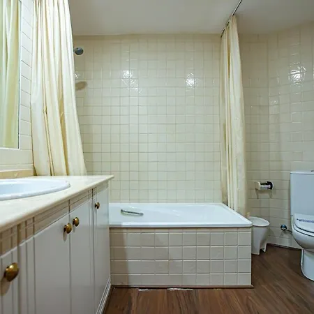Apartment Holidays, Edificio Europa, 8 Personas, 2 Sierra Nevada